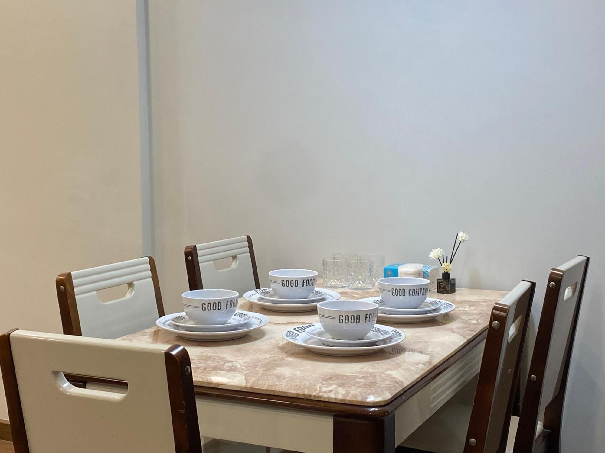 The Matrix One 2 Phong Ngu Phong Cach Hien Dai Apartment *